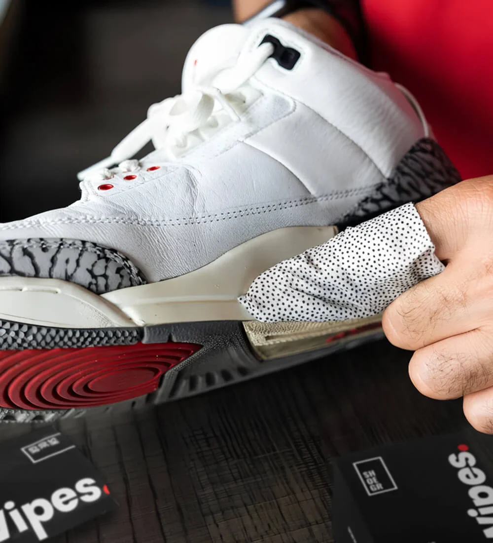 Quick Shoe Cleaning Wipes - Image 4